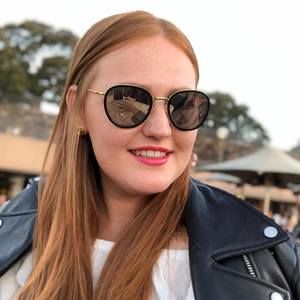 Meet your Posher, Maria